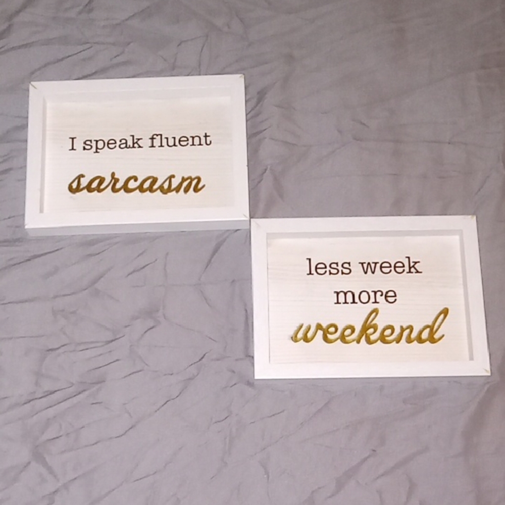 [2-Pack] White and Gold Decorative Signs